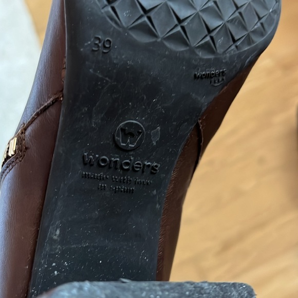 🌺 Wonders Leather Booties - Picture 3 of 16